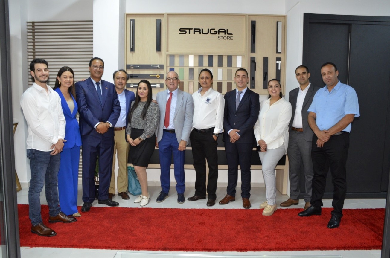 Showrooms Strugal Kenitra