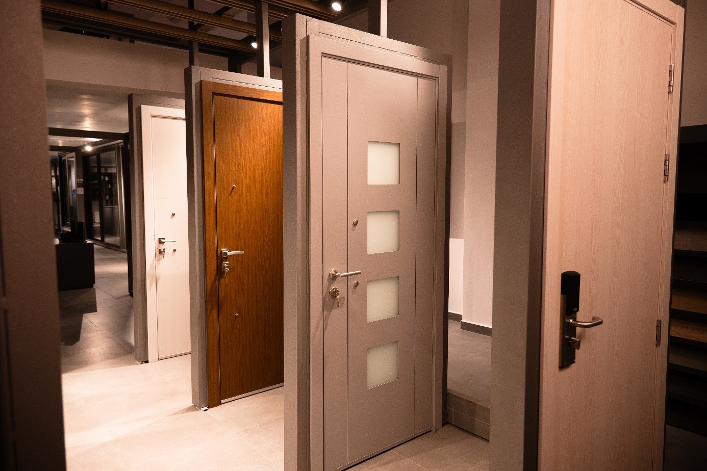 Foto de las puertas Alubois Las puertas Alubois expuestas